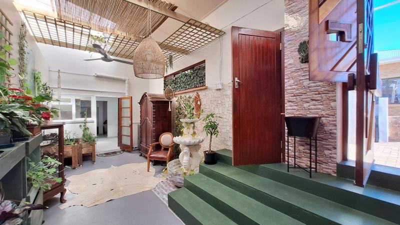 5 Bedroom Property for Sale in Reebok Western Cape